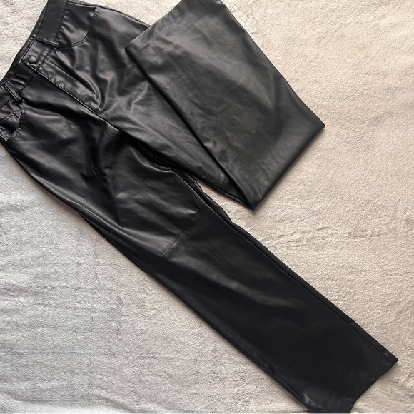 Zara Pants - Zara Vegan Faux Leather Moto Straight Leg Pants Black Small Sz S